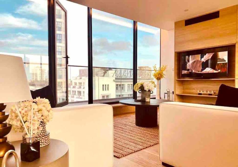 Large 3 Bed 3 Bathrooms Penthouse With Terrace And City Views In Лондон Экстерьер фото